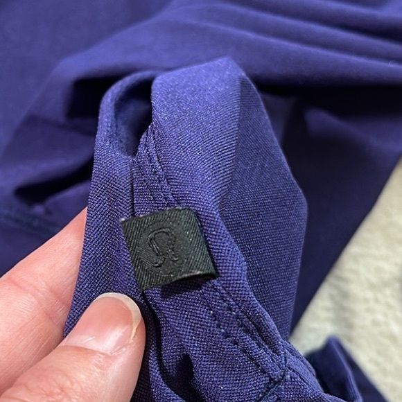 Lululemon Get Low Long Sleeve - Picture 4 of 4